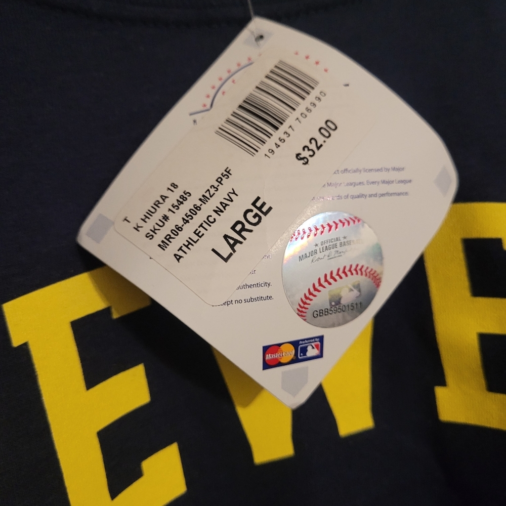 Milwaukee Brewers Keston Hiura T-Shirt Jersey size large - Picture 3 of 3